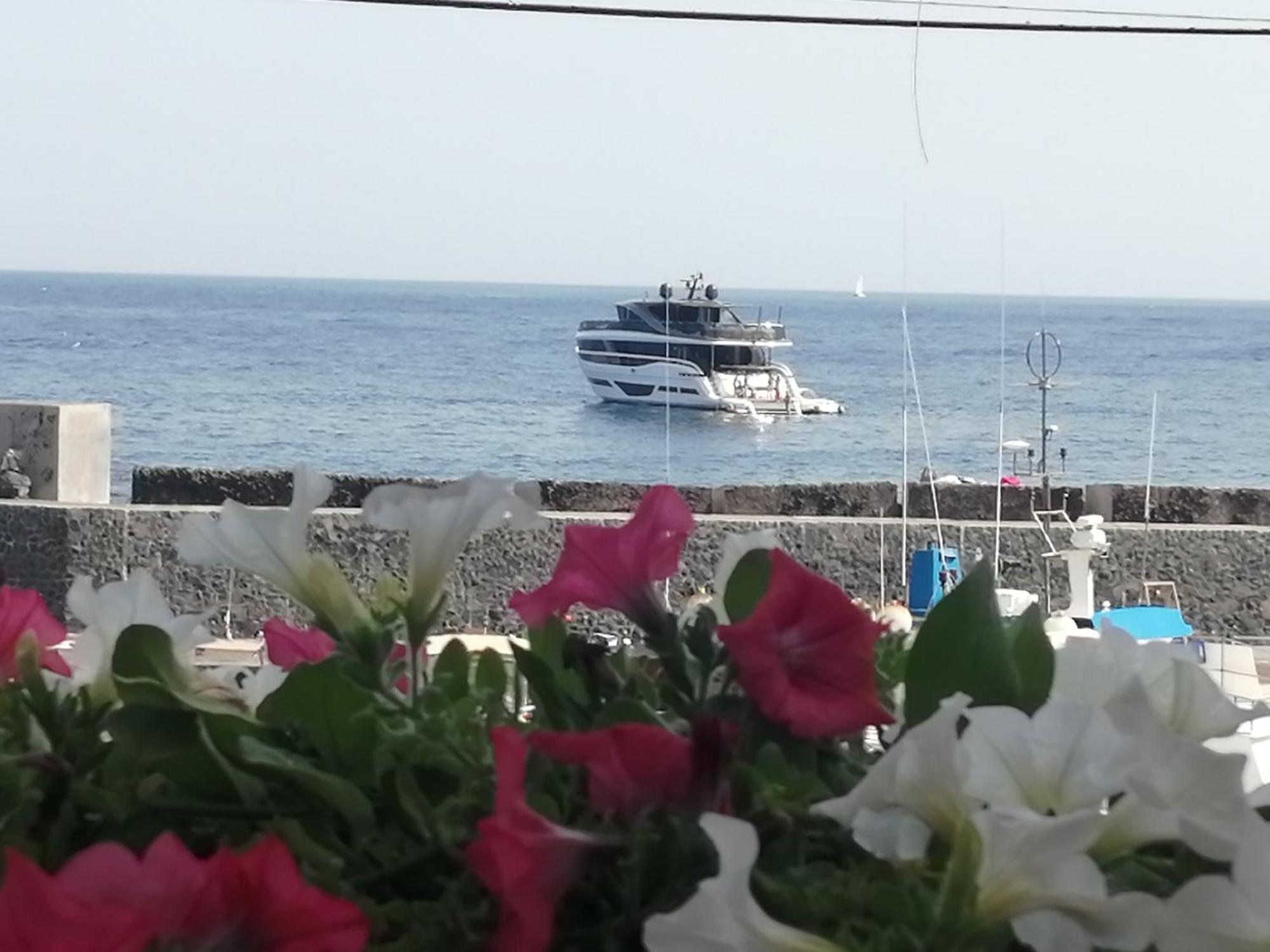 Acirealevacanze - Romantica Camera Sul Mare Dış mekan fotoğraf