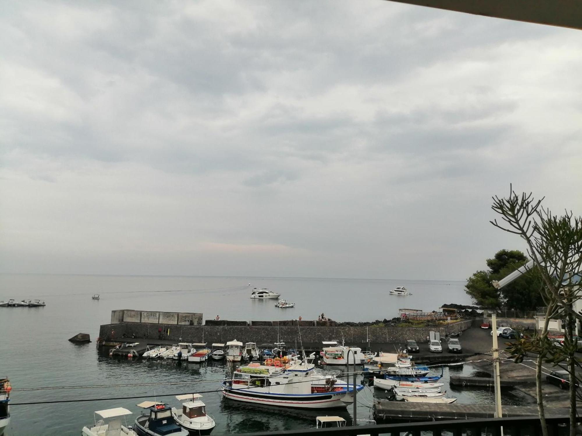 Acirealevacanze - Romantica Camera Sul Mare Dış mekan fotoğraf